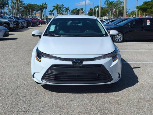 2026 Toyota Corolla LE