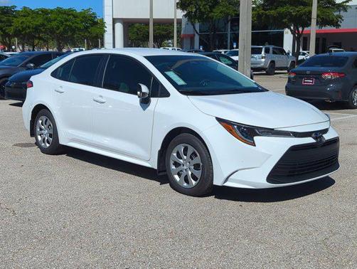 2026 Toyota Corolla LE