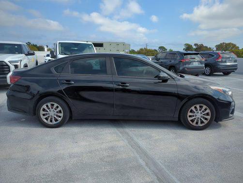 Aurora Black 2020 Kia Forte FE