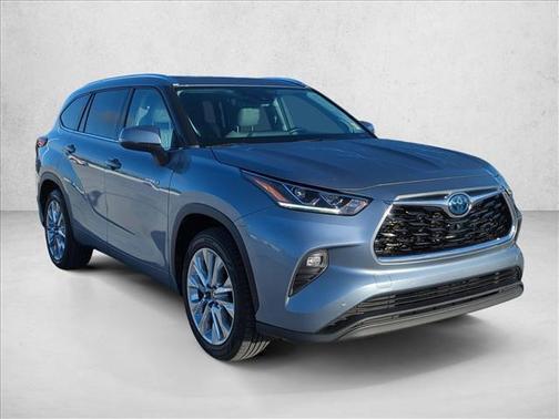 2021 Toyota Highlander Hybrid Platinum