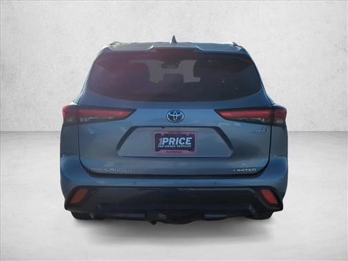 2021 Toyota Highlander Hybrid Platinum