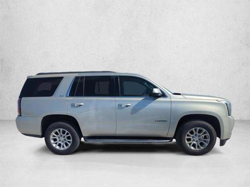 Sparkling Silver Metallic 2017 GMC Yukon SLT