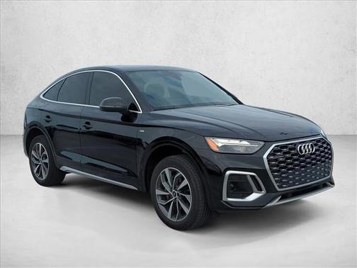 2022 Audi Q5 45 S line Premium Plus