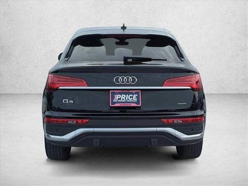 2022 Audi Q5 45 S line Premium Plus