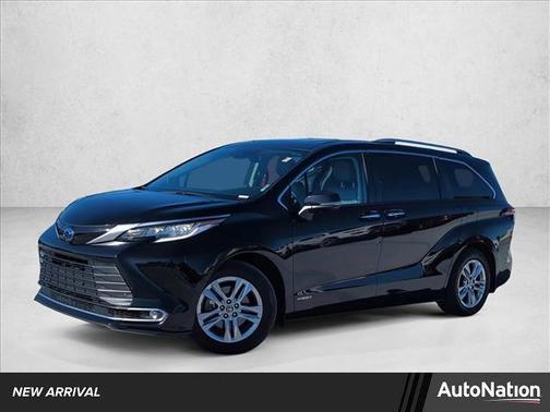 2021 Toyota Sienna Limited 7-Passenger