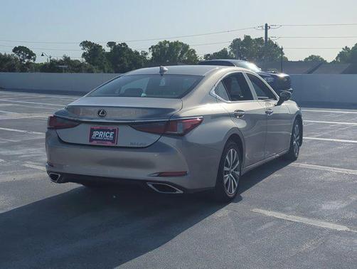 2019 Lexus ES 350 Base