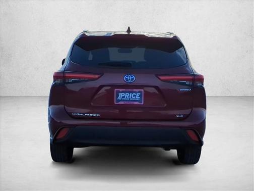 2023 Toyota Highlander Hybrid XLE