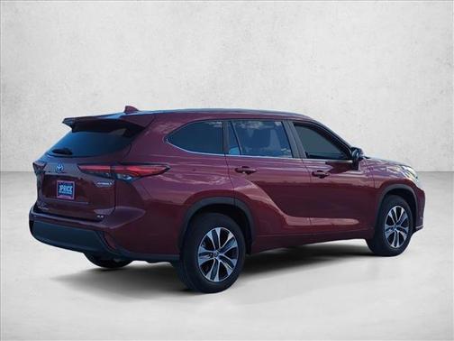 2023 Toyota Highlander Hybrid XLE