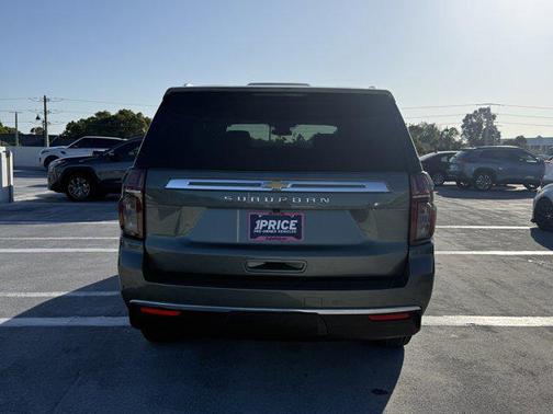 2024 Chevrolet Suburban LS