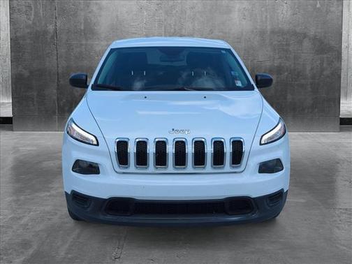 2017 Jeep Cherokee Sport