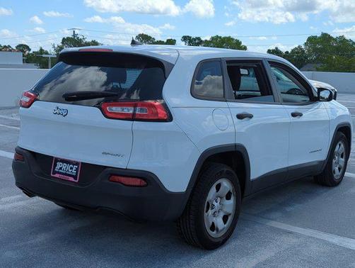 2017 Jeep Cherokee Sport