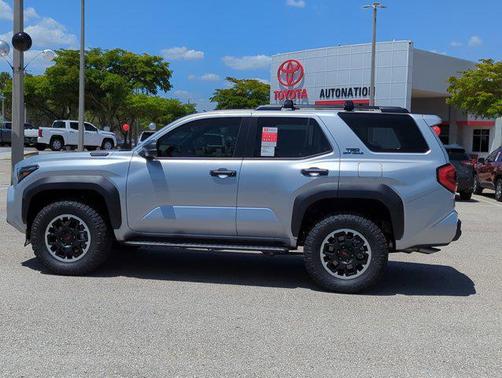 2025 Toyota 4Runner TRD Off Road