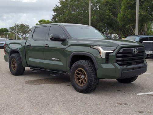 2022 Toyota Tundra SR5
