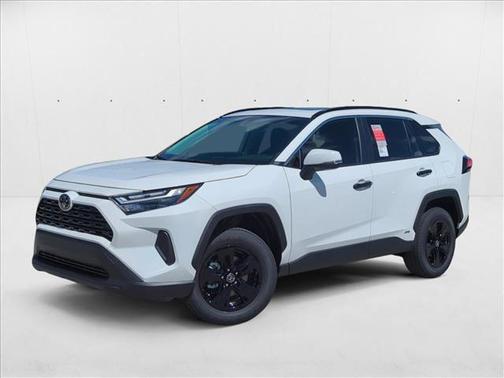 2025 Toyota RAV4 Hybrid XLE