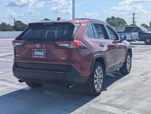 2024 Toyota RAV4 XLE Premium