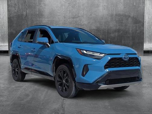 2022 Toyota RAV4 Hybrid SE