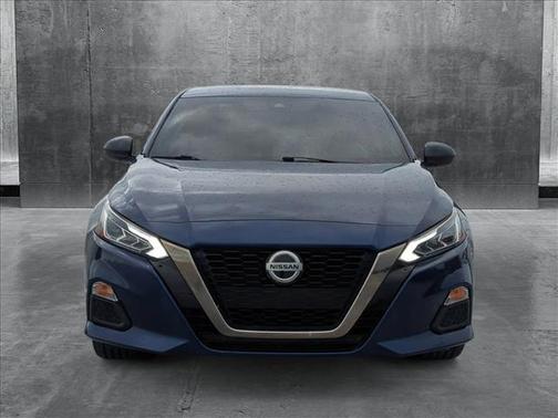 2021 Nissan Altima SR FWD