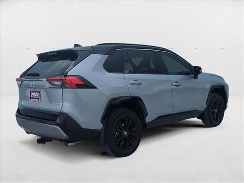 2025 Toyota RAV4 Hybrid SE