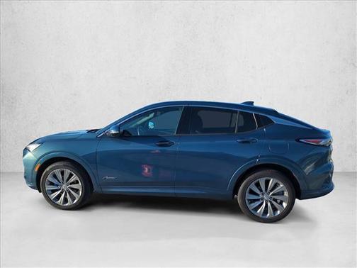 Ocean Blue Metallic 2024 Buick Envista Avenir FWD