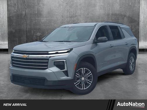 2024 Chevrolet Traverse LT