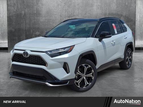 2025 Toyota RAV4 Hybrid SE