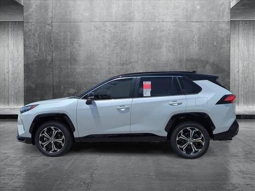 2025 Toyota RAV4 Hybrid SE