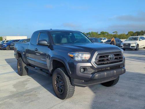 2022 Toyota Tacoma SR5