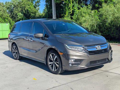 2019 Honda Odyssey Elite