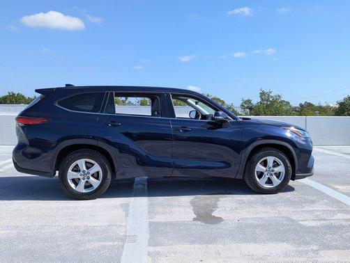 2021 Toyota Highlander L
