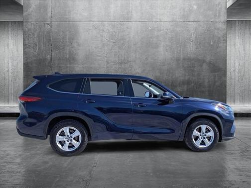2021 Toyota Highlander L