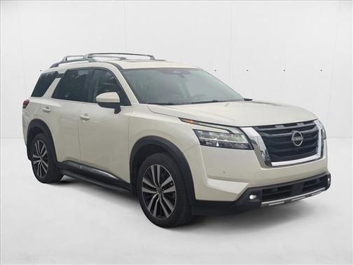 2023 Nissan Pathfinder Platinum 4WD