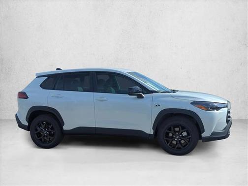Wind Chill Pearl 2026 Toyota Corolla Cross L