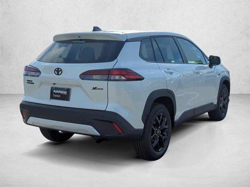 Wind Chill Pearl 2026 Toyota Corolla Cross L