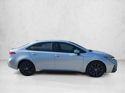 Classic Silver Metallic 2024 Toyota Corolla SE
