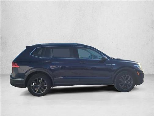 Atlantic Blue Metallic 2022 Volkswagen Tiguan 2.0T SE