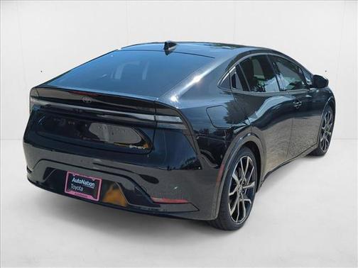 2025 Toyota Prius Plug-In Hybrid XSE Premium