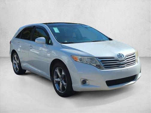 Blizzard Pearl 2010 Toyota Venza Base