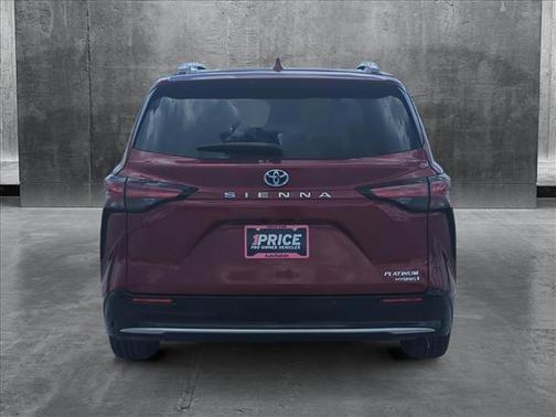 2023 Toyota Sienna Platinum 7 Passenger