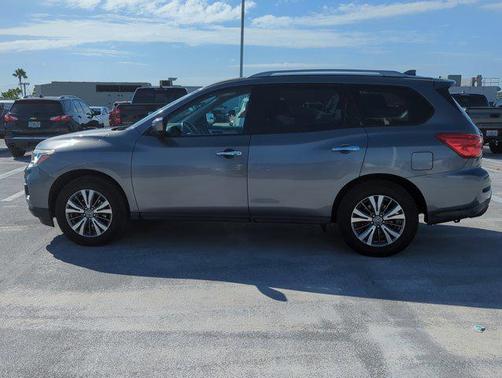 2020 Nissan Pathfinder SL 4WD