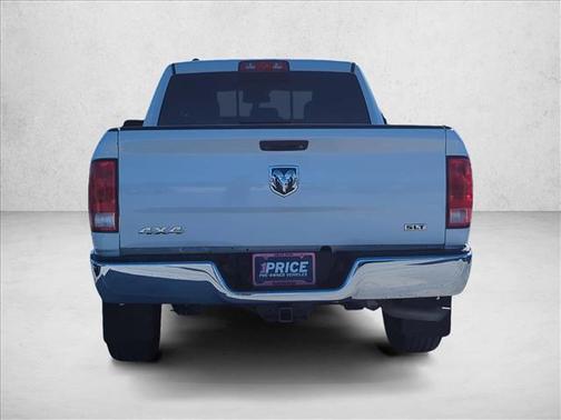 2016 RAM 1500 SLT