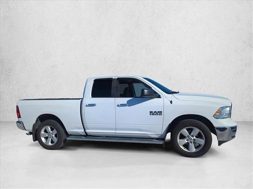 2016 RAM 1500 SLT