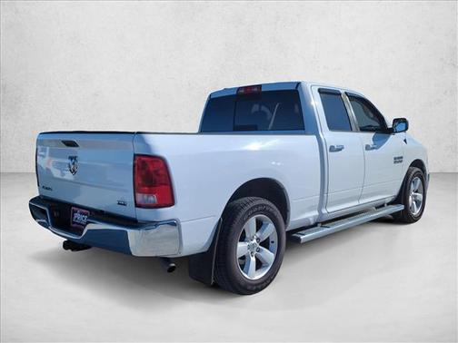 2016 RAM 1500 SLT