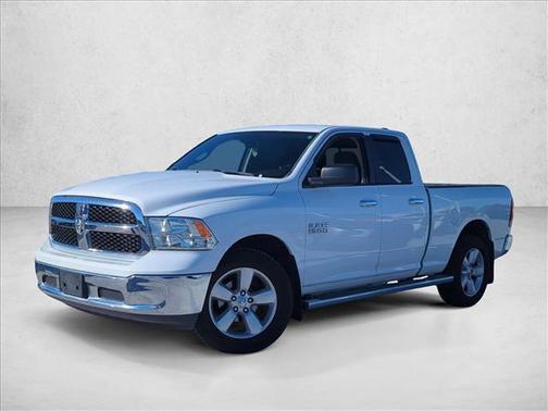 2016 RAM 1500 SLT