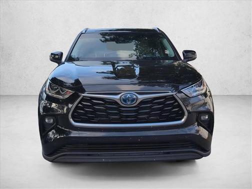 Midnight Black Metallic 2024 Toyota Highlander Hybrid Limited