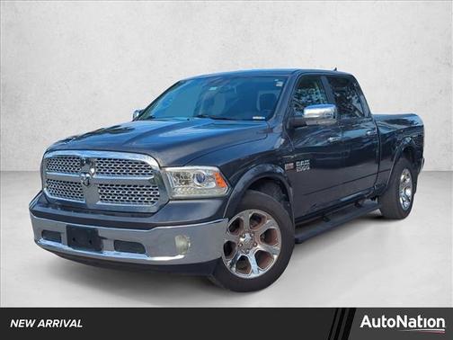 Granite Crystal Metallic Clearcoat 2017 RAM 1500 Laramie