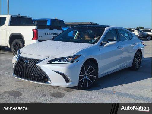 2023 Lexus ES 350 Base