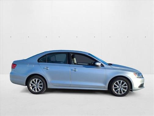 2014 Volkswagen Jetta Auto SE w/Connectivity
