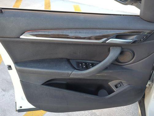 2021 BMW X1 sDrive28i