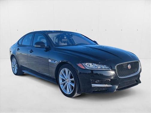 2017 Jaguar XF 35t R-Sport