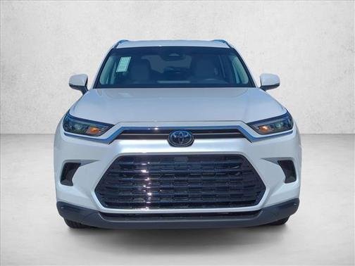 2026 Toyota Grand Highlander Hybrid XLE